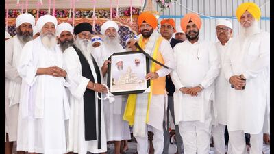 Haryana CM Nayab Singh Saini being felicitated during a religious congregation at Gurdwara Sri Nanaksar Sahib in Ludhiana on Thursday. (ANI) Haryana CM Nayab Singh Saini being felicitated during a religious congregation at Gurdwara Sri Nanaksar Sahib in Ludhiana on Thursday. (ANI)