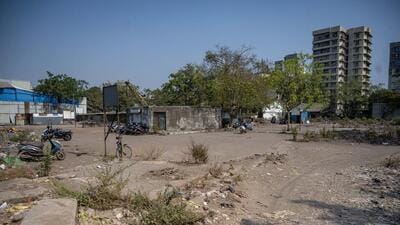 iMumbai, India - March 26, 2026: MHADA has allotted 2 acres in Kalina to Pune based Maha Tennis Foundation for a period of 30 years. MHADA will not only bear all taxes but will also give this organisation a sum of ₹10 crore to establish the training facility. Interestingly, the agreement permits this foundation to transfer or lease the created infrastructure on the plot to other entities in Mumbai, India, on Thursday, March 26, 2026. (Photo by Satish Bate/ Hindustan Times) (Hindustan Times) iMumbai, India - March 26, 2026: MHADA has allotted 2 acres in Kalina to Pune based Maha Tennis Foundation for a period of 30 years. MHADA will not only bear all taxes but will also give this organisation a sum of ₹10 crore to establish the training facility. Interestingly, the agreement permits this foundation to transfer or lease the created infrastructure on the plot to other entities in Mumbai, India, on Thursday, March 26, 2026. (Photo by Satish Bate/ Hindustan Times) (Hindustan Times)