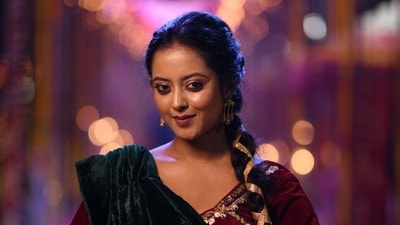 ‘নিশা’র ভয়ে তটস্থ সকলে, স্ক্যানার দিতে আপত্তি উবারচালকের! বিপাকে শ্রুতি