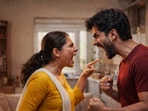 వాస్తు శాస్త్రం: ఇంట్లో ఎప్పుడూ గొడవలు అవుతున్నాయా? అయితే వెంటనే ఈ మూడు మార్పులు చెయ్యండి