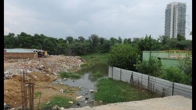GMDA was asked to prepare a standard SOP for drainage cleaning and removal of illegal sewer connections. (Parveen Kumar/HT) GMDA was asked to prepare a standard SOP for drainage cleaning and removal of illegal sewer connections. (Parveen Kumar/HT)