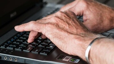 Hundreds of cancer patients have benefitted from using computer algorithms to manage their symptoms and improve their wellbeing in a unique UK trial. (Yahoo) Hundreds of cancer patients have benefitted from using computer algorithms to manage their symptoms and improve their wellbeing in a unique UK trial. (Yahoo)