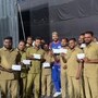 Hardik Pandya: ఇచ్చిన మాట నిలబెట్టుకున్న హార్దిక్ పాండ్యా.. వాంఖడే స్టాఫ్ అందరికీ చెక్కులు ఇచ్చిన స్టార్ క్రికెటర్
