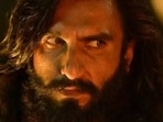Vetrimaaran made a comment that the internet believes is about Ranveer Singh's Dhurandhar. 