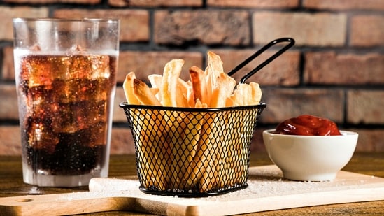 Read more to find out how this food combination affects pain pathways in your brain! (Pexel)