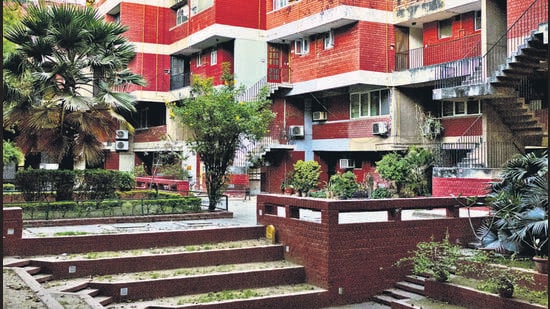 The colours of Tara became commonplace in the 1970s and 1980s with the red brick facade and the cemented floating stairs. (Pryaag Raj Prem)