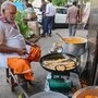 রান্নার গ্যাস সংকটের মধ্যেই কেরোসিন সংক্রান্ত নিয়ম শিথিল করল কেন্দ্রীয় সরকার। (ছবিটি প্রতীকী, সৌজন্যে পিটিআই)