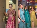 An American bride stunned her family in Indian attire, their priceless reactions won hearts online.