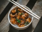 Salaar's sticky honey garlic chicken has just 250 calories.