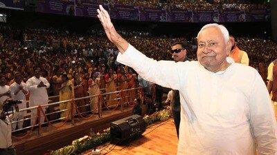 বিধান পরিষদ থেকে পদত্যাগ নীতীশের (HT_PRINT) বিধান পরিষদ থেকে পদত্যাগ নীতীশের (HT_PRINT)