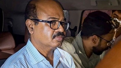 বর্তমানে পর্ণশ্রী থানায় আছেন অভিজিৎ মণ্ডল বর্তমানে পর্ণশ্রী থানায় আছেন অভিজিৎ মণ্ডল