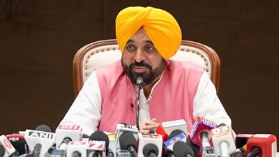 Punjab Chief Minister Bhagwant Singh Mann addresses a press conference in Chandigarh on March 28 on fuel, LPG and fertiliser availability ahead of the wheat harvest season. He said the state has adequate current stocks but requires an uninterrupted supply to support harvesting and grain movement. Punjab Chief Minister Bhagwant Singh Mann addresses a press conference in Chandigarh on March 28 on fuel, LPG and fertiliser availability ahead of the wheat harvest season. He said the state has adequate current stocks but requires an uninterrupted supply to support harvesting and grain movement.