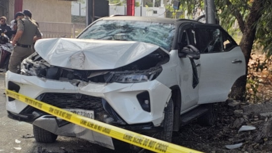 Police said the Fortuner lost control after the firing and crashed into a tree near a government primary school in Johri village. (HT Photo)
