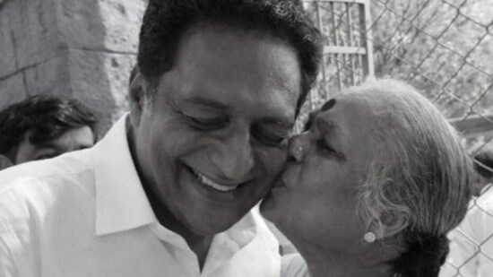 Prakash Raj Mother: ప్రకాష్ రాజ్ తల్లి కన్నుమూత.. ప్రగాఢ సానుభూతి తెలుపుతూ పవన్ కళ్యాణ్ ట్వీట్