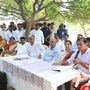 వట్టినాగులపల్లిలో బీఆర్ఎస్ ప్రతినిధుల బృందం