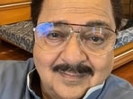 Nabil Gabol has shared that he loves and respects actor Rakesh Bedi, who played the character of Jameel Jamali, which is based on him.