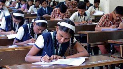 CBSE 10వ తరగతి రెండో పరీక్షలపై బోర్డు కీలక ప్రకటన: విద్యార్థులకు ఊరట (HT Photo) CBSE 10వ తరగతి రెండో పరీక్షలపై బోర్డు కీలక ప్రకటన: విద్యార్థులకు ఊరట (HT Photo)