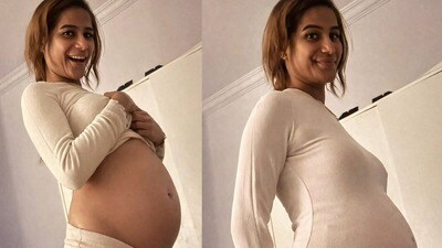 Poonam Pandey: రెండేళ్లుగా భర్తకు దూరం.. ప్రెగ్నెన్సీ ఫోటోలతో సోషల్ మీడియాలో పూనమ్ పాండే రచ్చ.. మళ్లీ మొదలెట్టిందంటూ.. Poonam Pandey: రెండేళ్లుగా భర్తకు దూరం.. ప్రెగ్నెన్సీ ఫోటోలతో సోషల్ మీడియాలో పూనమ్ పాండే రచ్చ.. మళ్లీ మొదలెట్టిందంటూ..
