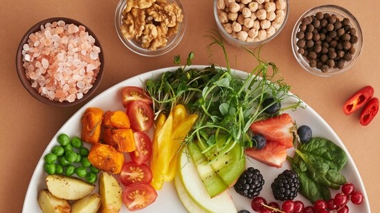 Rotating what we eat daily helps us stay consistent with our diet. (Pexel )