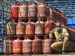 According to official data, 5.9 lakh cylinder bookings were recorded on Monday, while 5.8 lakh cylinders were delivered the same day. (File Photo)