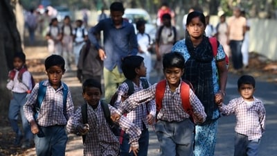 Schools in New Delhi reopened their doors on Wednesday morning, marking the start of the new session. (Vipin Kumar) Schools in New Delhi reopened their doors on Wednesday morning, marking the start of the new session. (Vipin Kumar)