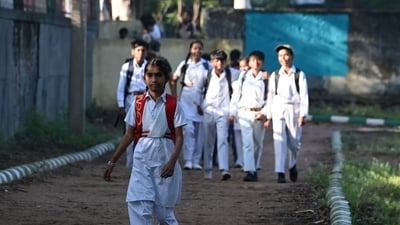 Morning shifts resumed in schools across New Delhi on Wednesday as the new academic session started. (Vipin Kumar) Morning shifts resumed in schools across New Delhi on Wednesday as the new academic session started. (Vipin Kumar)