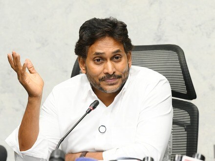 వైఎస్ జగన్