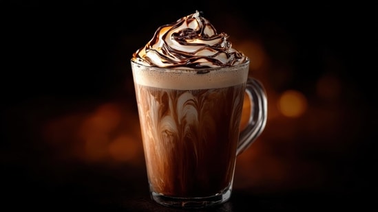 Liquid calories secretly make you gain weight! (Picture credit: Freepik)