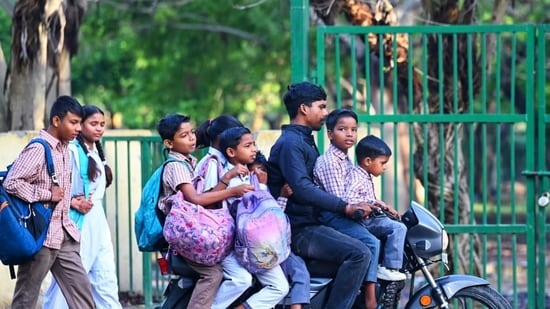 With the new academic session underway, schools across New Delhi reopened on Wednesday morning.(Vipin Kumar)
