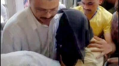 Nashik, Mar 29 (ANI): Nashik Court grants 3-day police custody of Ashok Kharat, alias 'Bhondu Baba,' accused of repeatedly sexually assaulting a 35-year-old woman over several years under the pretext of spiritual guidance, in Nashik on Sunday. (ANI Video Grab) (ANI video Grab)