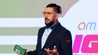 যুবরাজ সিং। (ফাইল ছবি, সৌজন্যে পিটিআই) যুবরাজ সিং। (ফাইল ছবি, সৌজন্যে পিটিআই)