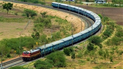 ప్రత్యేక రైళ్లు ప్రత్యేక రైళ్లు