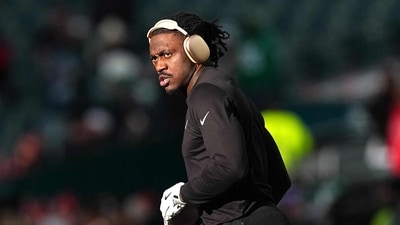 A.J. Brown #11 of the Philadelphia Eagles warms up prior to a game the NFC Wild Card Playoff game against the San Francisco 49ers (Getty Images via AFP) A.J. Brown #11 of the Philadelphia Eagles warms up prior to a game the NFC Wild Card Playoff game against the San Francisco 49ers (Getty Images via AFP)