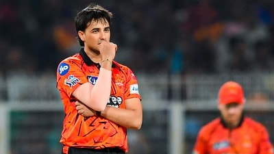 বিপাকে অভিষেক শর্মা (ANI Pic Service) বিপাকে অভিষেক শর্মা (ANI Pic Service)
