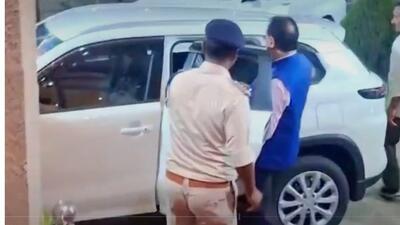 MP Assembly Secretariat principal secretary Arvind Sharma leaving the complex (X/Screenshot) MP Assembly Secretariat principal secretary Arvind Sharma leaving the complex (X/Screenshot)