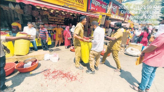 BMC cracks down on encroachments on Lalbaug’s Mirchi Galli.