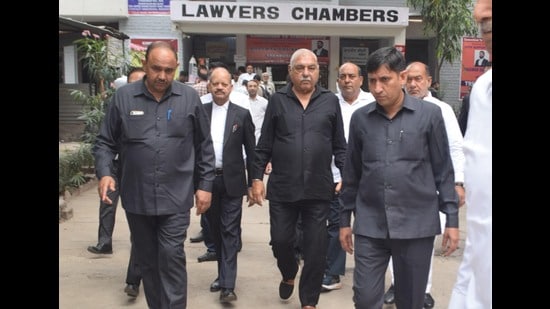Following the discharge in the primary CBI case, special judge Rajeev Goyal also closed ED’s money laundering complaint against the accused. ED’s probe into the case was based on a predicate offence registered by CBI. (Sant Arora/HT)