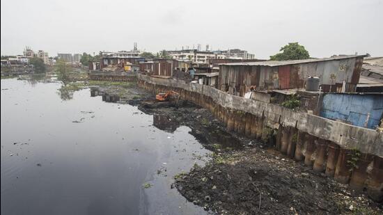 Mumbai, India - May 23, 2018: Cleaning of Mithi river ahead of monsoon at BKC in Mumbai, India, on Wednesday, May 23, 2018. (Photo by Pratik Chorge/Hindustan Times) (Pratik Chorge/HT Photo)