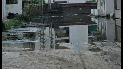 Taking a swipe at the government, Joshi said, “people who invested their life savings to buy legally constructed flats are now being forced to live worse than slum conditions. (HT Photo) Taking a swipe at the government, Joshi said, “people who invested their life savings to buy legally constructed flats are now being forced to live worse than slum conditions. (HT Photo)