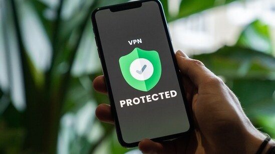 Telegram founder Pavel Durov said on Saturday Russia's attempt to block Virtual Private Networks triggered a problem.