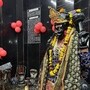 శని దేవుడికి నల్ల నువ్వులు సమర్పిస్తే కలిగే 5 ప్రయోజనాలు