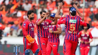 For LSG, Mohammed Shami returned with figures of 2/9 (4). (ANI Pic Service) For LSG, Mohammed Shami returned with figures of 2/9 (4). (ANI Pic Service)