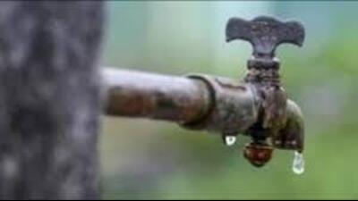 Jammu and Kashmir’s summer capital Srinagar will face a major disruption of tap water for 24 hours starting Monday morning affecting supply of drinking water in major swathes of the city, officials said on Sunday. (AFP File) Jammu and Kashmir’s summer capital Srinagar will face a major disruption of tap water for 24 hours starting Monday morning affecting supply of drinking water in major swathes of the city, officials said on Sunday. (AFP File)