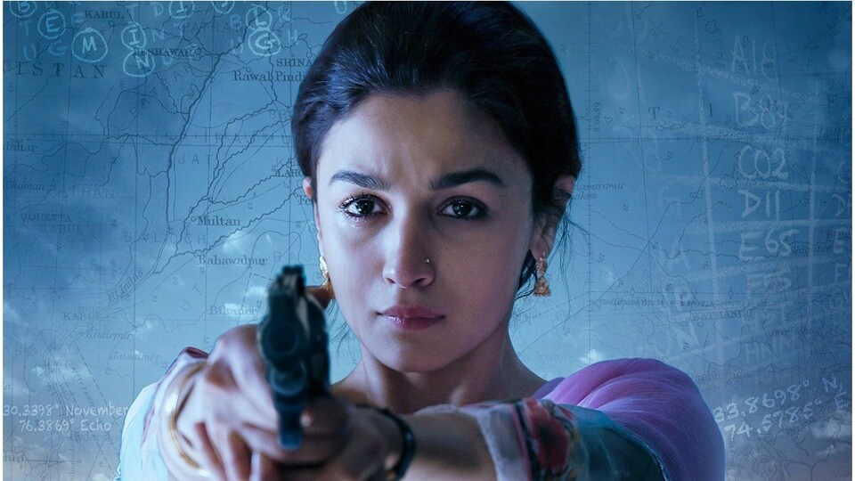 <p>రాజి – 2018లో విడుదలైన చిత్రం 'రాజీ'. ఈ చిత్రంలో అలియా భట్ ప్రధాన నటి, ఆమె సరసన విక్కీ కౌశల్. యదార్థ సంఘటనల స్ఫూర్తితో ఓ భారతీయ గూఢచారి కథగా ఈ సినిమాను తెరకెక్కించారు. నెట్ ఫ్లిక్స్ ట్రెండ్స్ లో ఈ సినిమా 9వ స్థానంలో ఉంది.</p>(instagram)