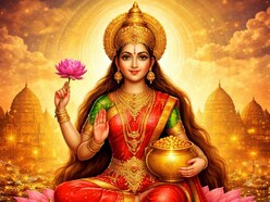 <p>గజకేసరి రాజయోగం అత్యంత శుభప్రదమైన యోగాలలో ఒకటి. ఈ యోగం సంపద, హోదా, వృత్తిలో పురోగతి మొదలైనవాటిని ప్రసాదిస్తుంది. ఇంతటి ప్రత్యేకమైన యోగం అక్షయ తృతీయ అనే పవిత్రమైన రోజున ఏర్పడుతుంది. దీని ప్రభావం మేషం నుండి మీనం వరకు ఉన్న 12 రాశుల వారి జీవితాలపై ఏదో ఒక విధంగా ఉంటుంది.</p>