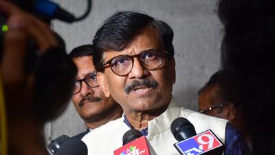 Mumbai, India – Sep 26, 2024: Shivsena (UBT) leader Sanjay Raut addressing media outside Saamana office, in Mumbai, India, on Thursday, Sept 26, 2024. (Photo by Bhushan Koyande/HT Photo) Mumbai, India – Sep 26, 2024: Shivsena (UBT) leader Sanjay Raut addressing media outside Saamana office, in Mumbai, India, on Thursday, Sept 26, 2024. (Photo by Bhushan Koyande/HT Photo)