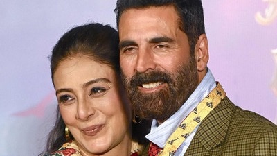 Tabu: మాది 39 ఏళ్ల బంధం.. డ్యాన్స్ క్లాస్కి ఇద్దరం కలిసి వెళ్లే వాళ్లం.. నన్ను బైక్పై తీసుకెళ్లేవాడు: టబు కామెంట్స్ (AFP) Tabu: మాది 39 ఏళ్ల బంధం.. డ్యాన్స్ క్లాస్కి ఇద్దరం కలిసి వెళ్లే వాళ్లం.. నన్ను బైక్పై తీసుకెళ్లేవాడు: టబు కామెంట్స్ (AFP)