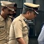 పోలీసు అధికారుల పర్యవేక్షణ