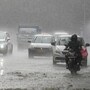টানা ৩ দিন ঝড়-বৃষ্টির দাপট বাড়বে, আবহাওয়ার ‘খেলায়’ গরম কেটে যাবে দক্ষিণবঙ্গে। (ছবিটি প্রতীকী, সৌজন্যে পিটিআই)