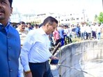 Following instructions from state cabinet Minister Girish Mahajan, Dindori Nagar Panchayat fully closed the water body. (HT)